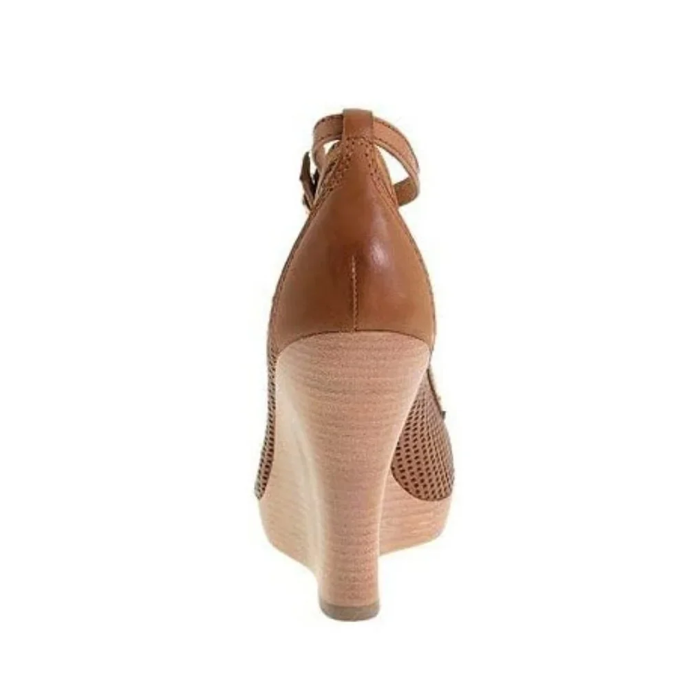 Corso Como Women's Harper Wedge Camel Leather 7.5